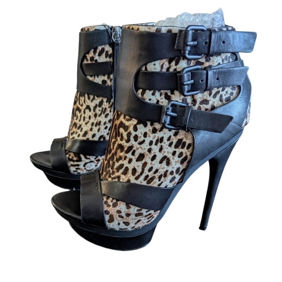 L.A.M.B,Leopard Print and Black Women's High Heel Sandals, Size 8.5 - Picture 1 of 6
